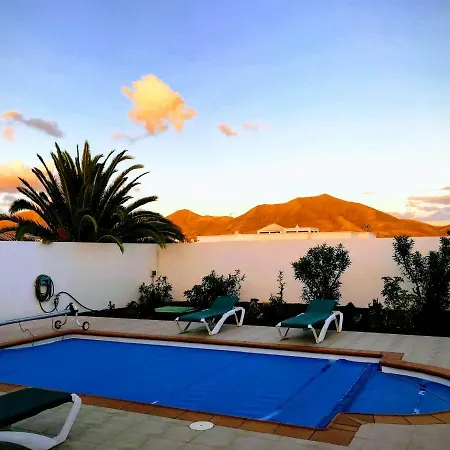 Casa Blanca Arrecife